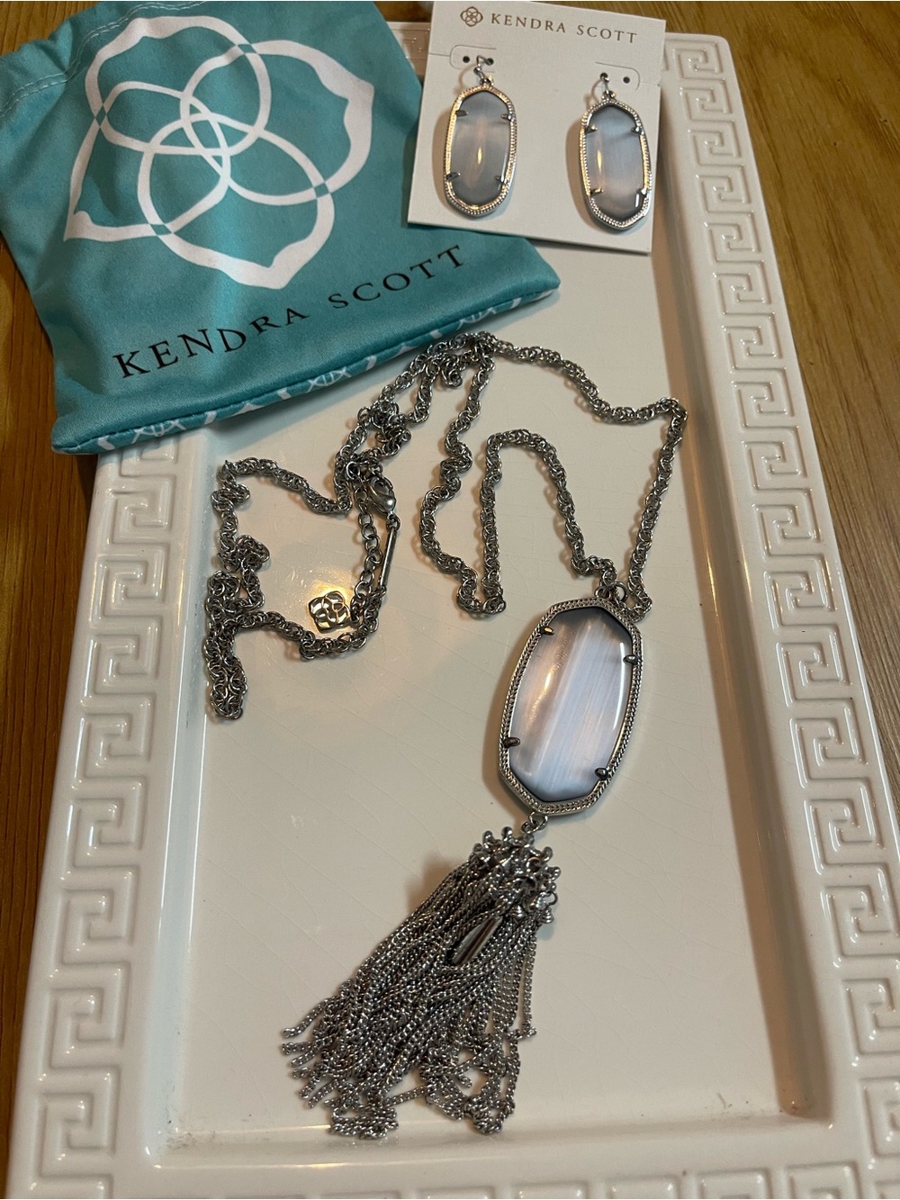 Kendra Scott Silver White-Gray Agate Tassel Necklace and Earrings